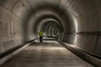Συμβολική απεικόνιση της άδειας υπόγειας σήραγγας της KVB στην Κολωνία