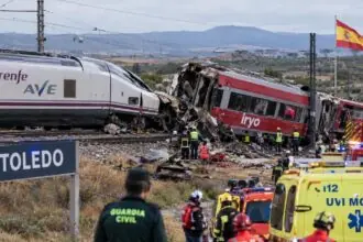 Ισπανία: Τουλάχιστον 39 νεκροί και πάνω από 170 τραυματίες σε σύγκρουση τρένων